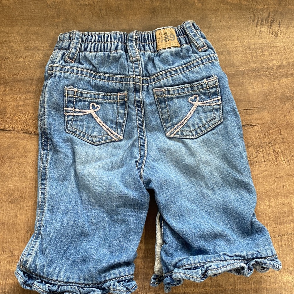 BABY GIRL RUFFLE FLARE JEANS - Picture 4 of 4